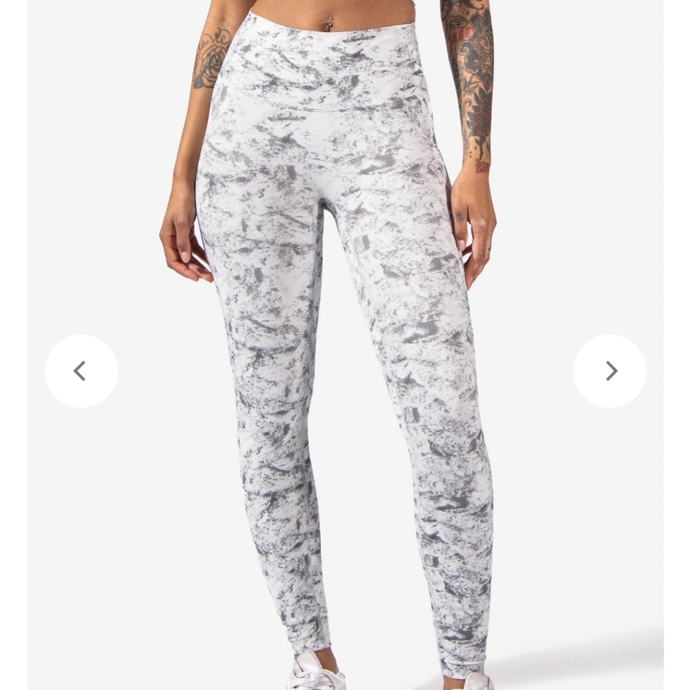 ⭐️5/$25 Jed North Flow High Rise Leggings Gray Tie Dye